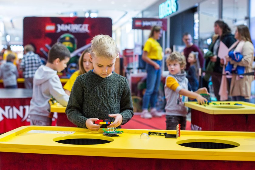 Katowice. Wystawa klocków Lego w galerii Libero