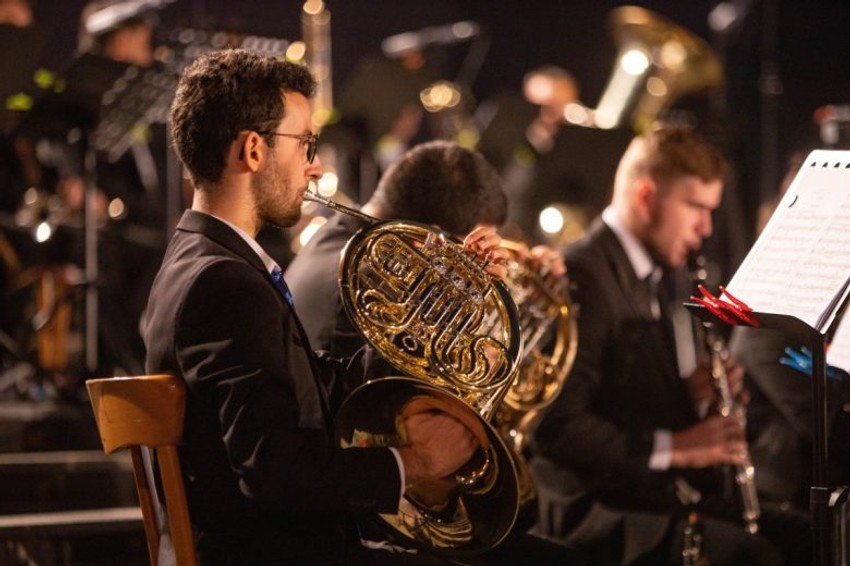 Malerova simfonija ispred SNP-a