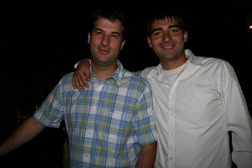 Braća: Filip Čolović (levo) počeo je da piše u Fedoru kao terapiju svojoj duši