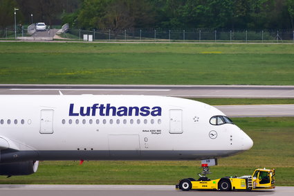 Lufthansa dostanie pomoc publiczną. Bez niej zbankrutowałaby