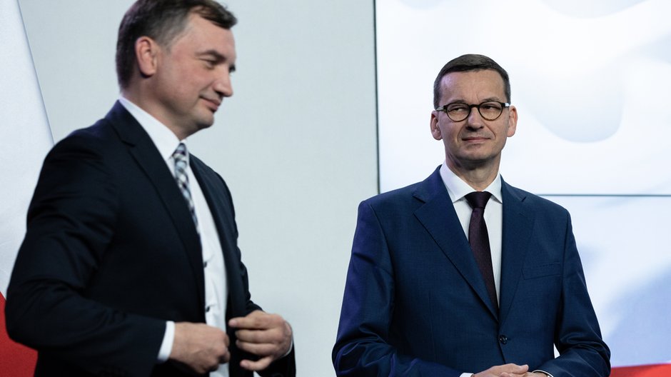 (od lewej) Zbigniew Ziobro i Mateusz Morawiecki