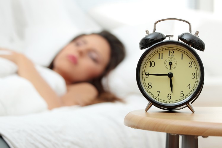 8. Korzystaj z krótkiej drzemki. Sprawność mózgu i pamięć wzrasta po niej o 20 proc.