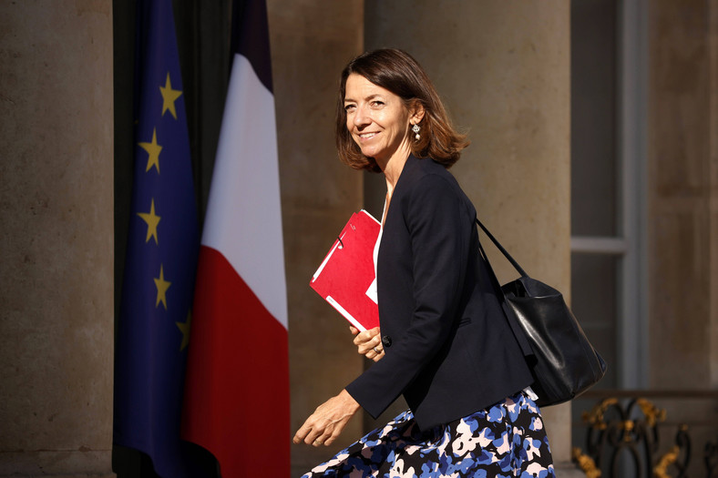 Laurence Boone przybywa do Pałacu Elizejskiego na cotygodniowe posiedzenie rządu francuskiego w Paryżu, Francja, 31 sierpnia 2022 r.