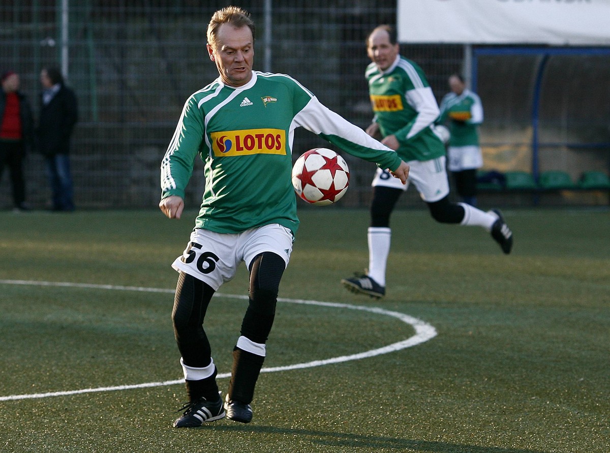 donald tusk piłka nożna mecz