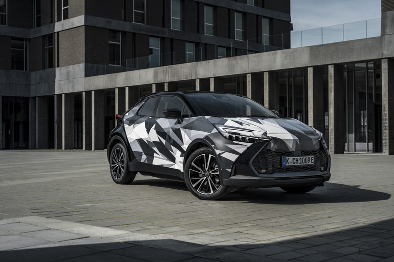 Nowa Toyota C-HR Plug-in Hybrid