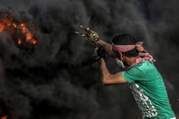 Największe więzienie świata: Strefa Gazy na granicy wojny