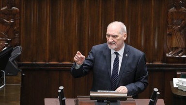 Antoni Macierewicz przeprasza za raport o WSI. Przeprosiny ukazały się w "Gazecie Polskiej"