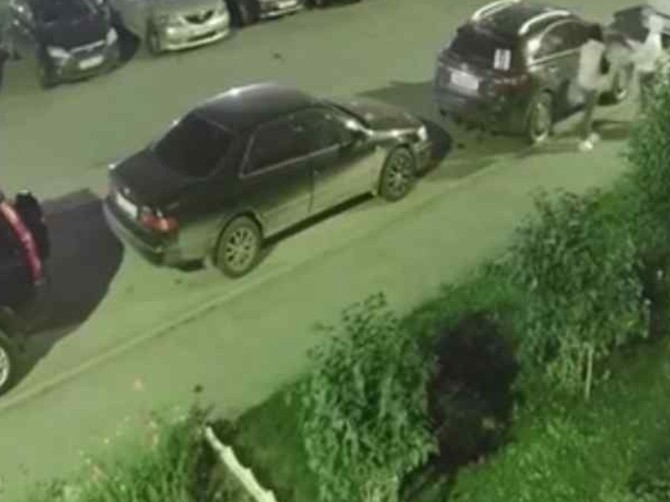 Pripadnica MUP-a dok je delila obnažene fotografije po komšilku 