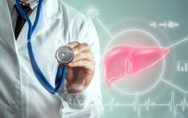 plynna-biopsja-z-wykorzystaniem-ai-moze-wykrywac-choroby-watroby-na-wczesnym-etapie