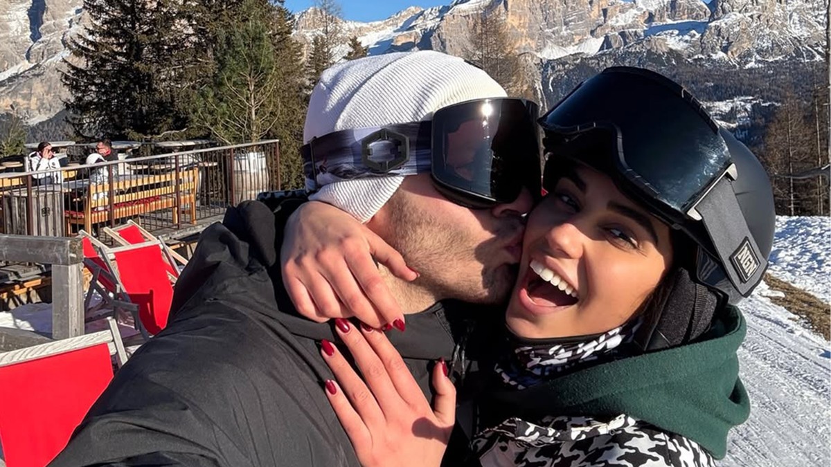 ČETIRI NOĆENJA 67.000 DINARA Radojičić sa zgodnom Turkinjom uživa u netaknutoj prirodi: Samo smeštaj platili papreno (Foto)