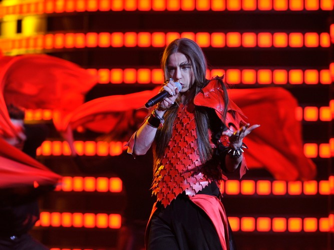 Michał Szpak wystąpił podczas koncertu 'Szalone lata 60'