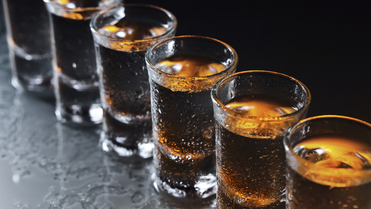 Jak dobrze znasz rodzaje alkoholu? Czy wiesz, jaka jest różnica między whisky a whiskey? Sprawdź się.