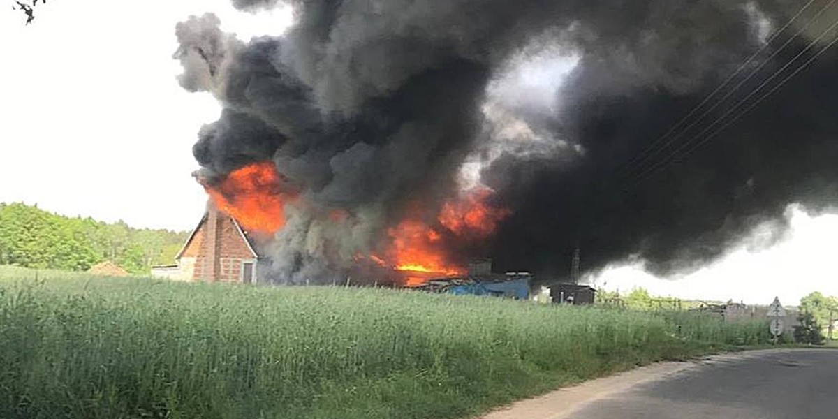 Poparzony ledwo uciekł z pożaru. Spłonął jego cały dobytek