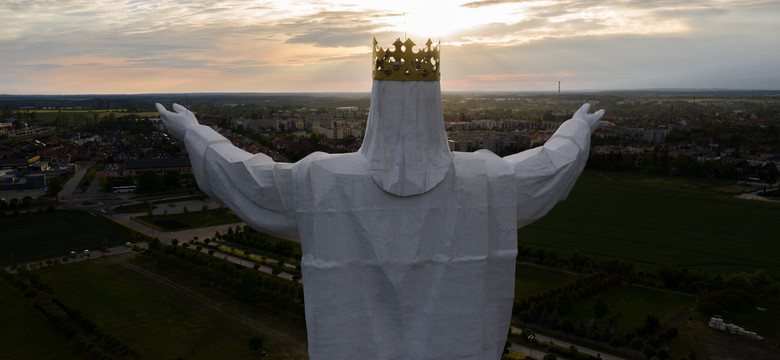 Największe posągi świata. Ktoś tu miał jakiś kompleks?