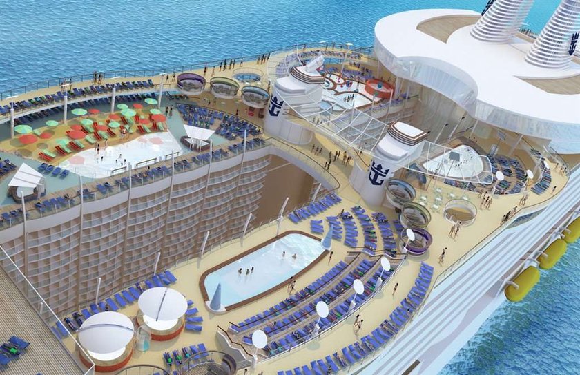 "The Oasis of the Seas" - dziewiczy rejs