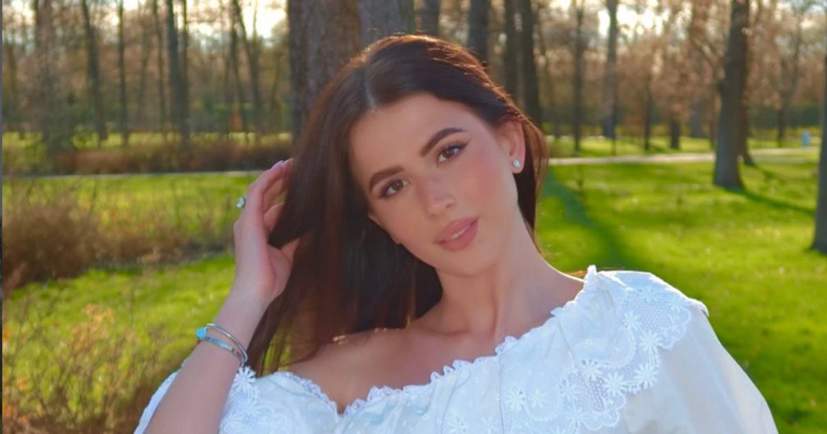 Internauci oburzeni spódniczką Roxie Węgiel. "W tym stroju do kościoła?"