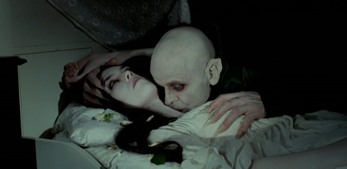 3. Nosferatu - symfonia grozy (reż. Friedrich Wilhelm Murnau, 1922) Nosferatu wampir (reż. Werner Herzog, 1979)