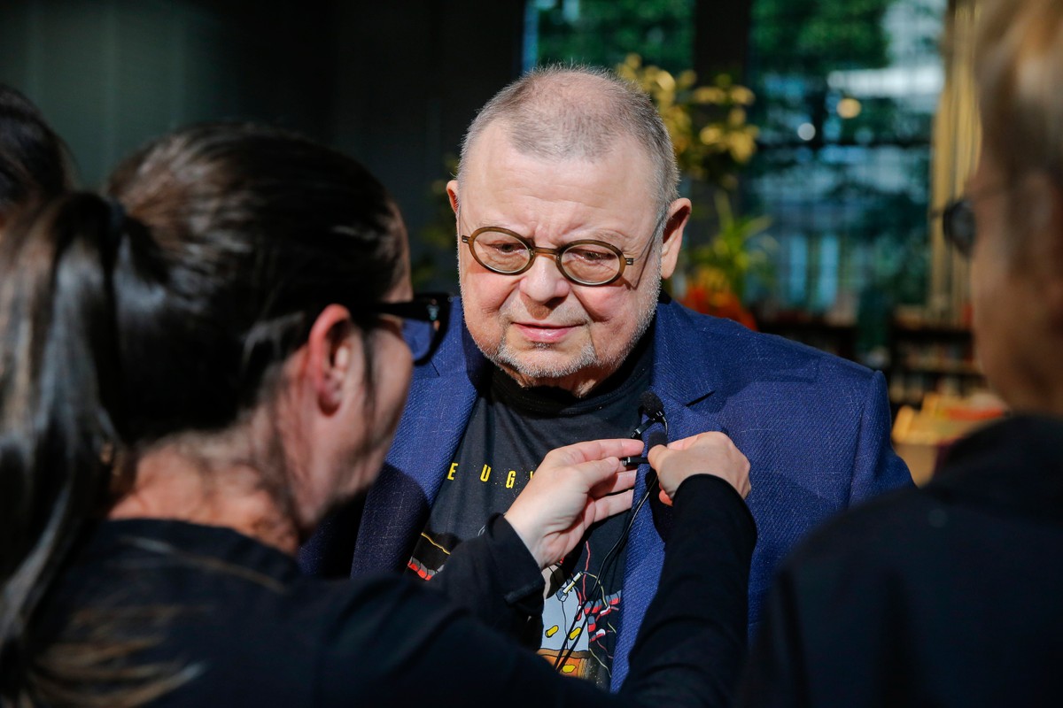 Wojciech Mann nagrał satyryczny filmik