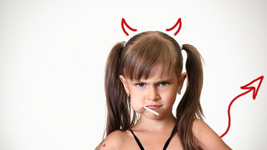 Twoje dziecko Cię bije? Sprawdź, czy to przejaw agresji czy miłości