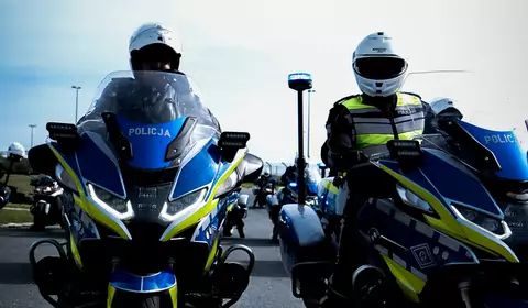 Policjanci trenowali na torze - zarówno kierowcy, jak i motocykliści