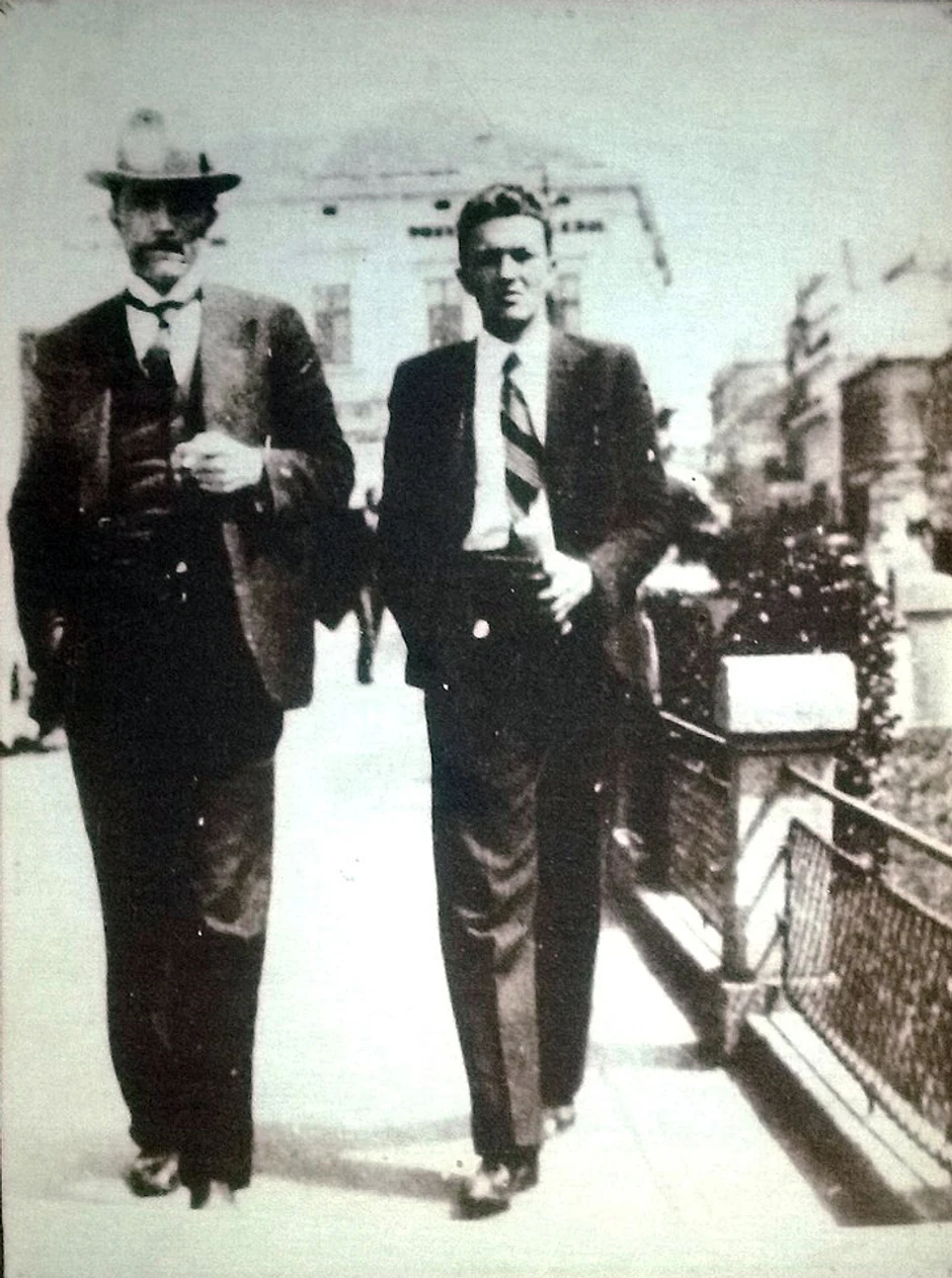 Žikica Jovanović Španac (desno)