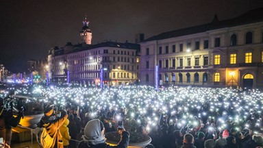 Demonstracje w niemieckich miastach. Tysiące osób przeciwko skrajnej prawicy