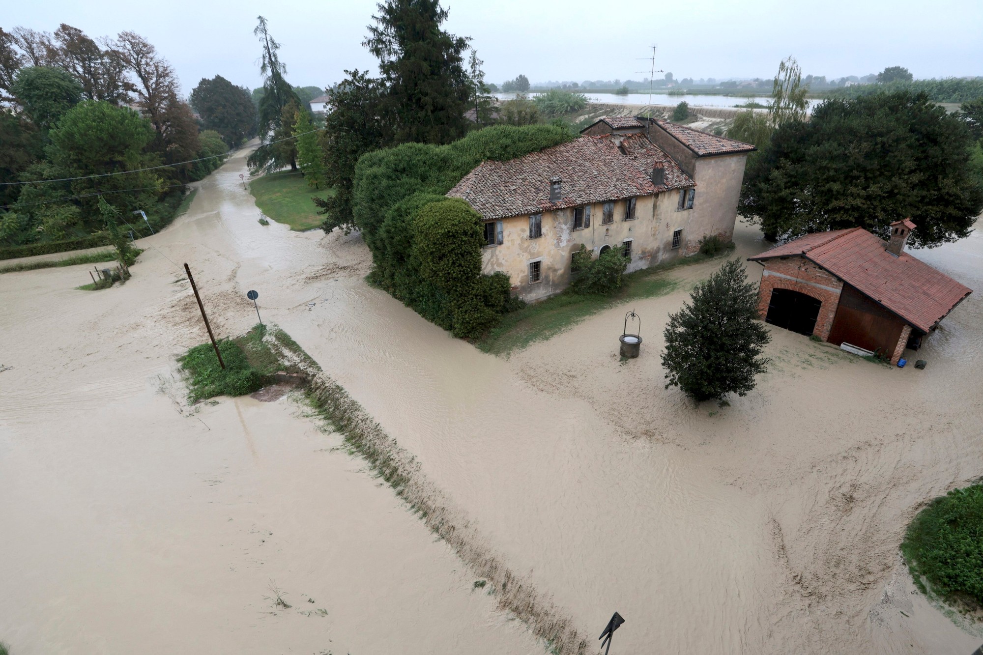Ničivé záplavy zasiahli taliansky región Emilia-Romagna.