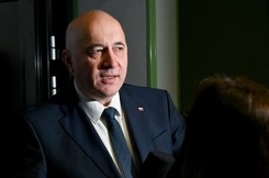 Brudziński zapowiada pozew przeciw redaktorowi 'GW'. W tle remont mieszkania polityka