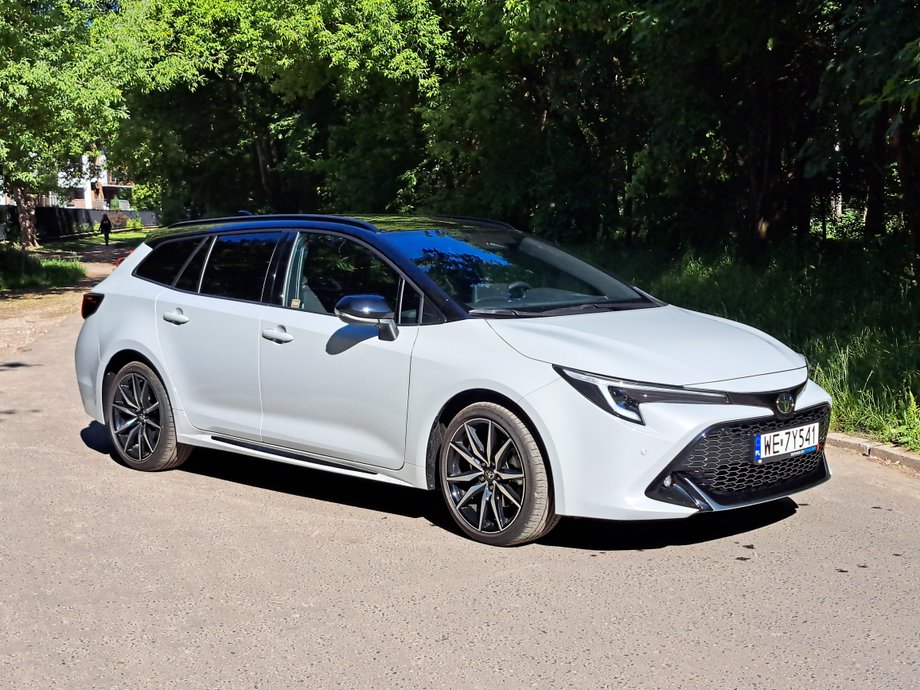 Toyota Corolla Hybrid Touring Sports