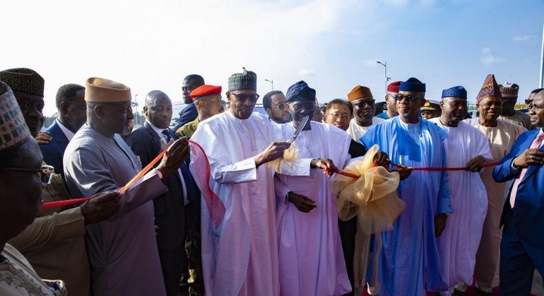 L-R: Minister of Transportation, Mu’Azu Jaji Sambo; President Muhammadu Buhari; Lagos State Governor, Babajide Sanwo-Olu; Chinese Ambassador to Nigeria, Mr. Cui Jianchun; former Governor of Ekiti State, Dr Kayode Fayemi; Ogun State Governor, Prince Dapo Abiodun; Ekiti State Governor, Abiodun Abayomi Oyebanji; and others during the commissioning of Lekki Deep-sea Port in Lagos on Monday, January 23rd, 2023. (Channels TV)