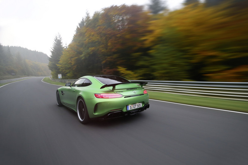 Mercedes-AMG GT R