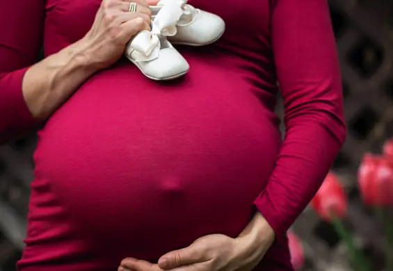 Jak reaguje ciało mamy, spodziewającej się dziewczynki, a jak chłopca. Mity kontra opinia lekarza