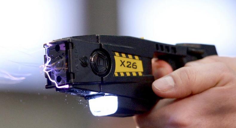 Taser police