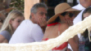 Państwo Clooney świętują w Meksyku ze sławnymi przyjaciółmi