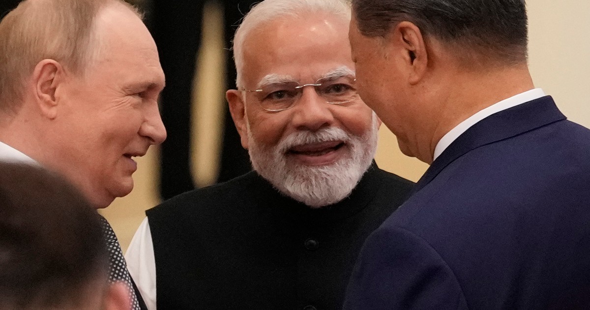 Azjatyckie potęgi i Rosja ustalają w Chinach nowy porządek świata. Ekspert: łączy ich jeden wróg. Plan może jednak lec w gruzach