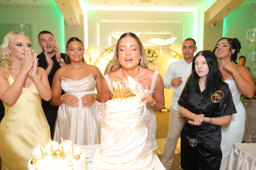 Pevačica Bojana Srdanović proslavila 18. rođendan