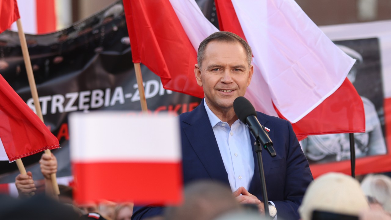 O co pytają Polacy przed wyborami? Jeden kandydat na szczycie listy wyszukiwań