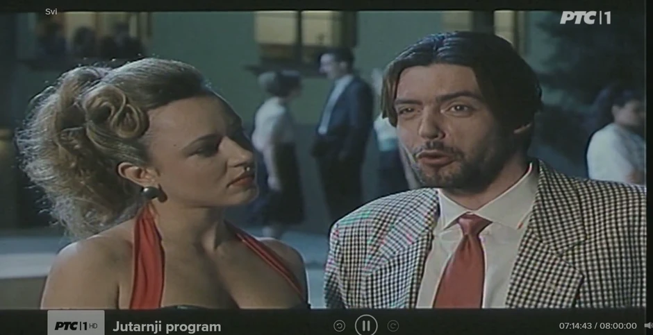 Lajanje na zvezde, RTS