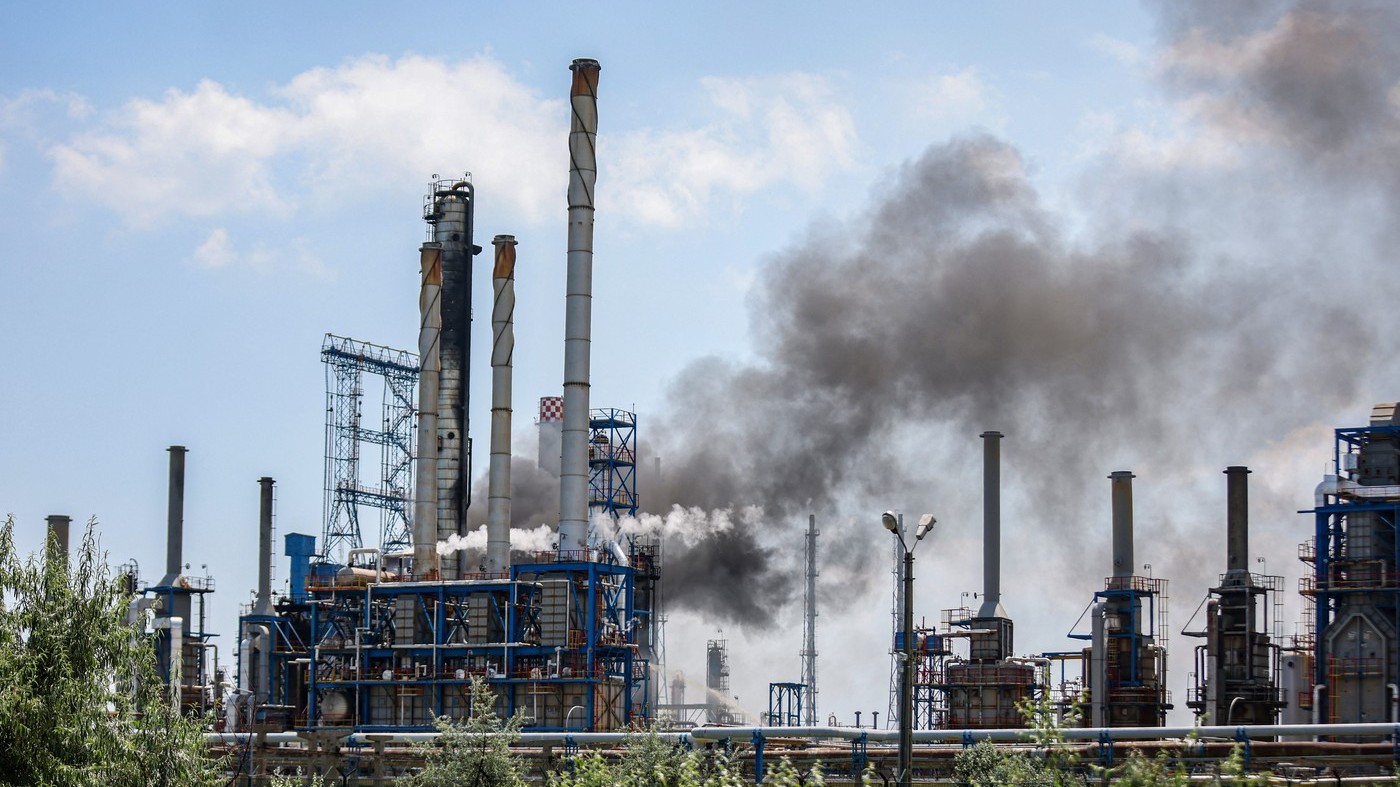 Acțiunile Petromidia au crescut cu 1.600% în trei luni, iar statul are miliarde pe hârtie, dar nu poate vinde nimic