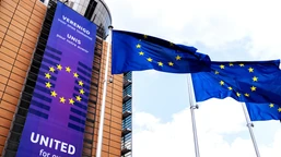800 plus dla ukraińców. komisja europejska reaguje na weto prezydenta