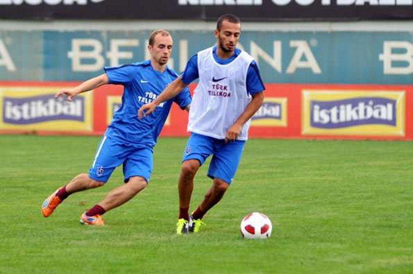 Adrian Mierzejewski musi dużo grać w Trabzonsporze, żeby zgarnąć swój kontrakt