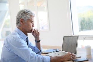 Unijna komisarz: Polska nie powinna obawiać się dyrektywy dot. pracowników delegowanych [WIDEO]