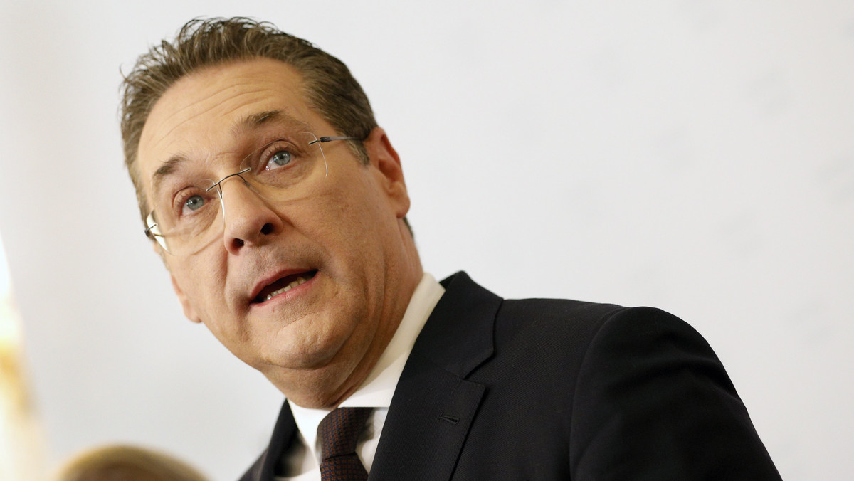 W Austrii najprawdopodobniej odbędą się przedterminowe wybory parlamentarne - podała austriacka agencja APA, powołując się na źródła w prawicowo-populistycznej Austriackiej Partii Wolności (FPOe).