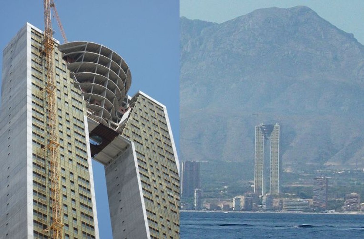 Apartamentowiec InTempo w hiszpańskim mieście Benidorm. Autor: Pixelat (Praca własna) [CC-BY-SA-3.0 (http://creativecommons.org/licenses/by-sa/3.0)], undefined
