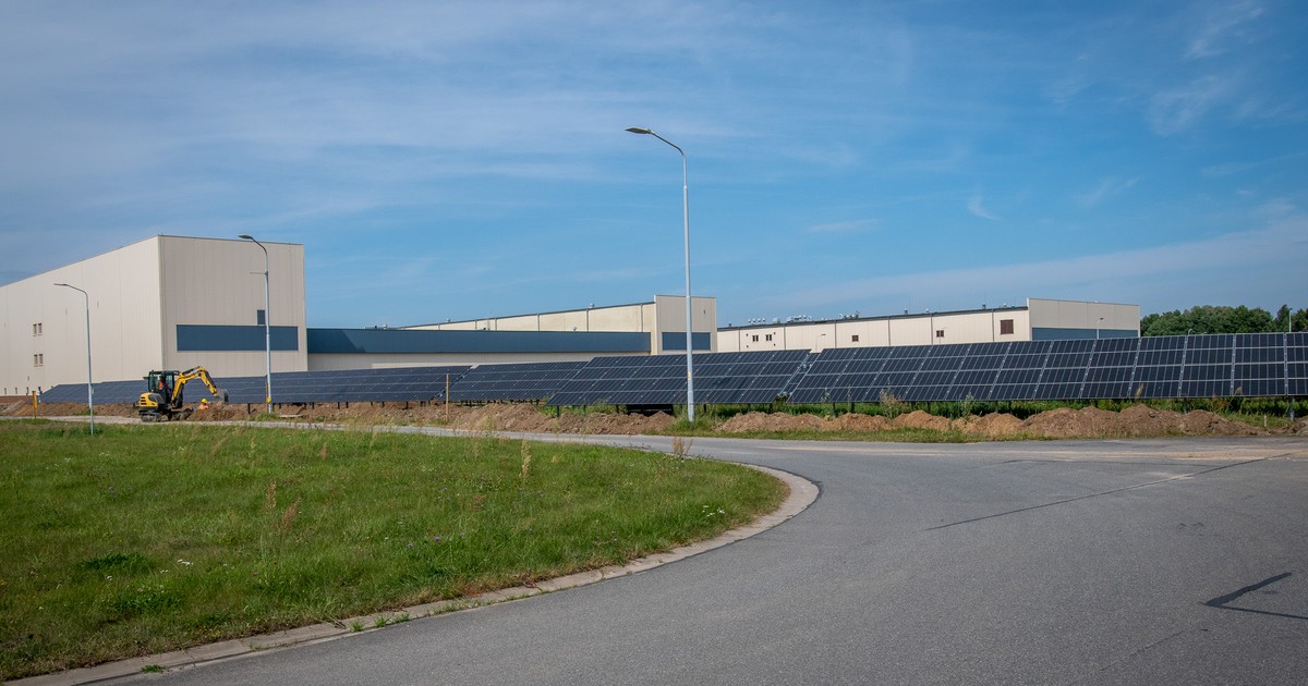 Kolejna wielka inwestycja fotowoltaiczna we Wrocławiu!