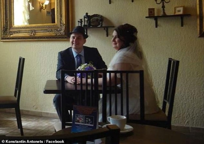 Antonjina Zimina i Konstantin Antonjets na proslavi venčanja 2015.