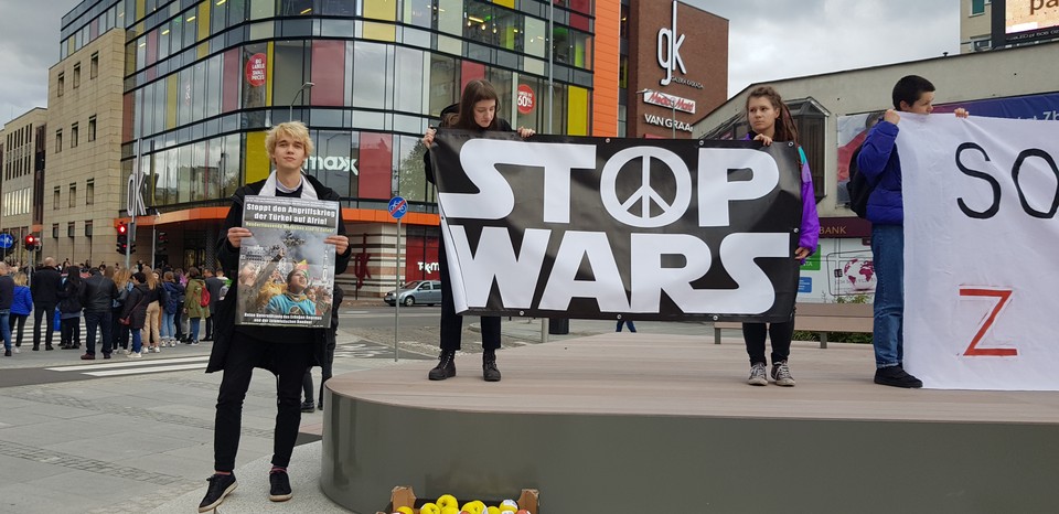 Manifestacja wspierająca Kurdów