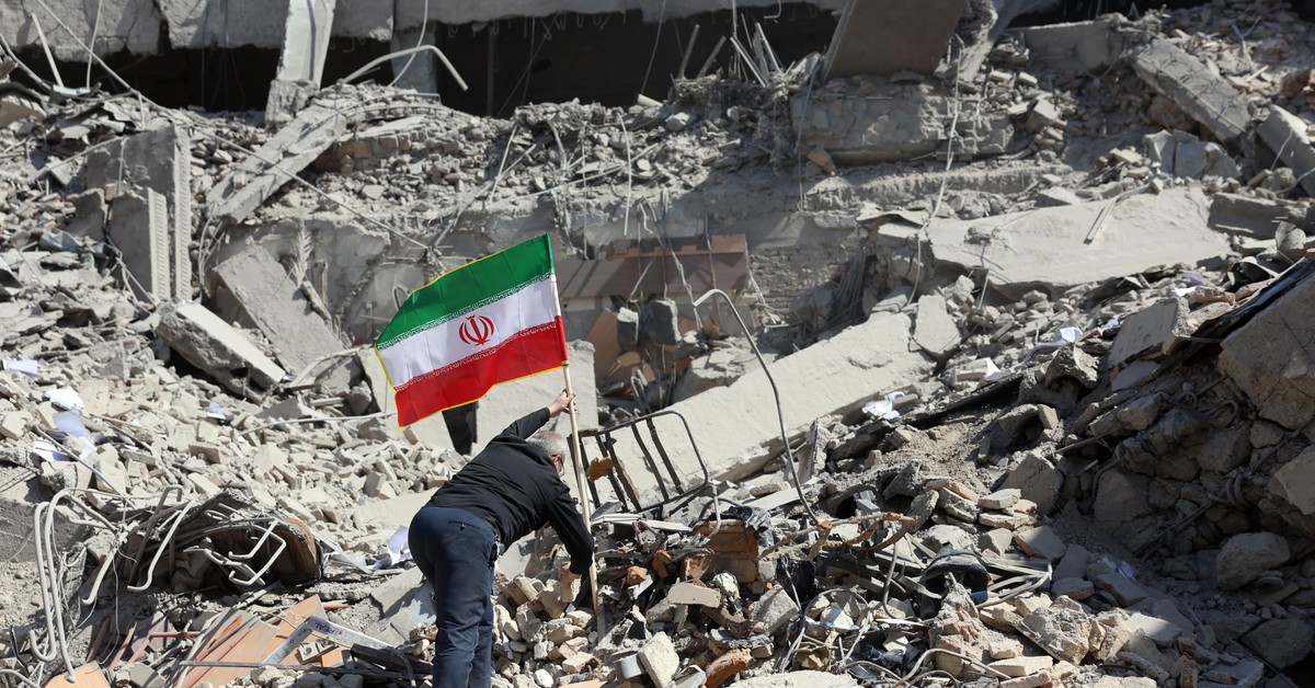 Известно, когда Иран может потерять обороноспособность. Бывший глава разведки государства НАТО указал срок