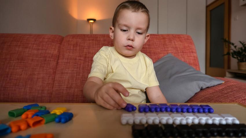 autizmus jelei csecsemők spektrumzavar diagnózis jelek ASD
