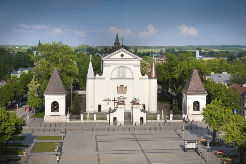 Węgrów, kościół Wniebowzięcia Najświętszej Marii Panny oraz świętych: Piotra, Pawła, Andrzeja i Katarzyny
